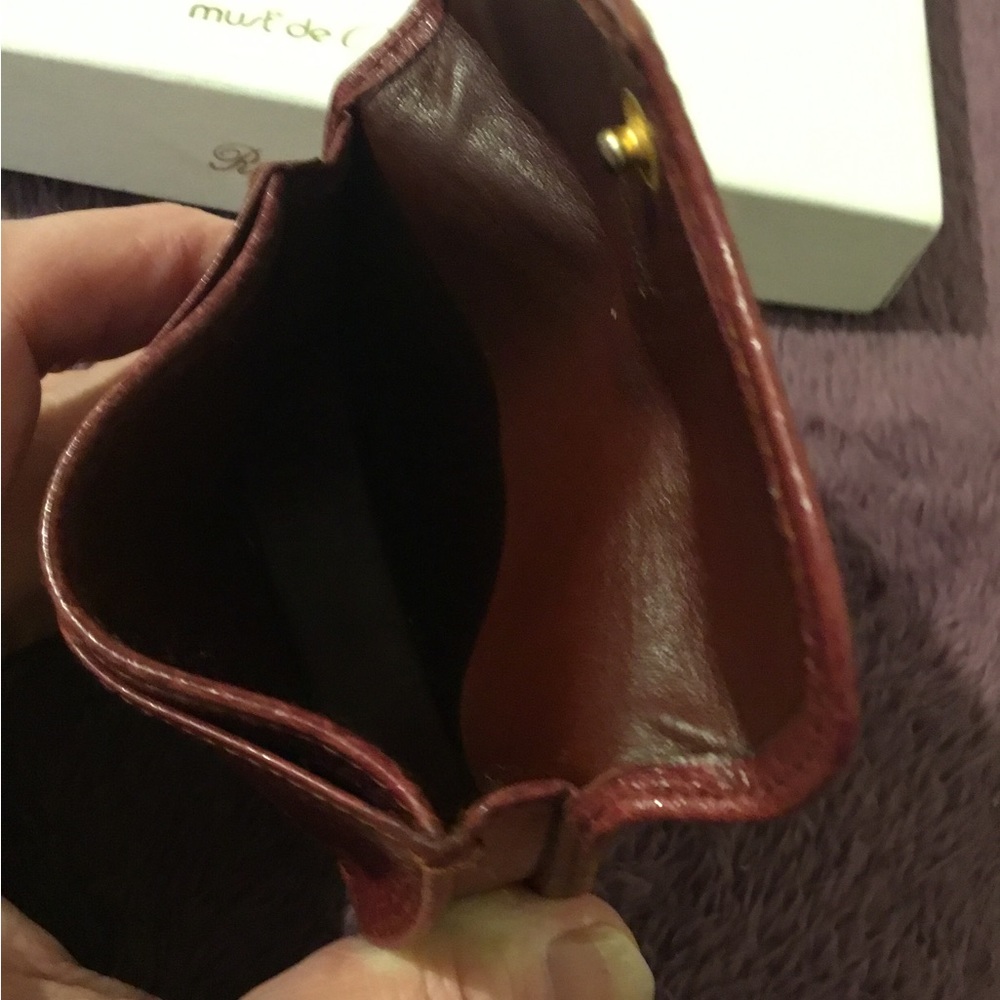 Authentic Cartier Bordeaux Leather Coin Holder - Picture 6 of 14